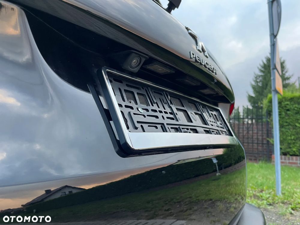 Peugeot 2008 BlueHDi FAP 120 STOP & START GT-Line Edition - 18