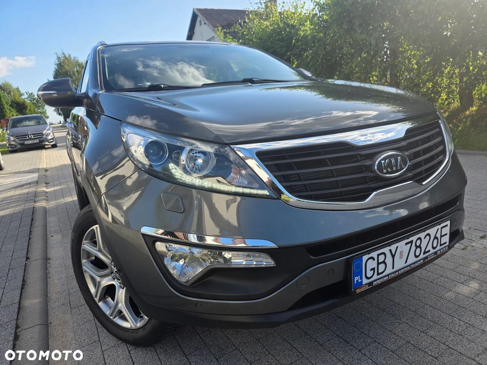 Kia Sportage 2.0 CVVT 2WD Attract - 12