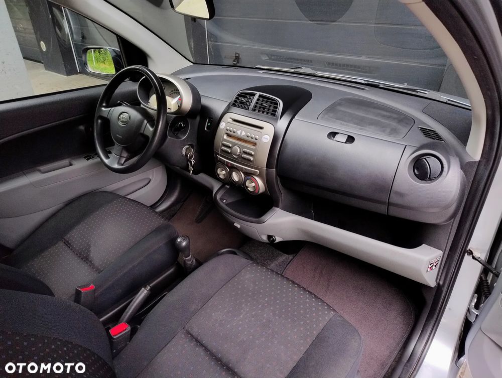 Daihatsu Sirion 1.0 CooLine - 7