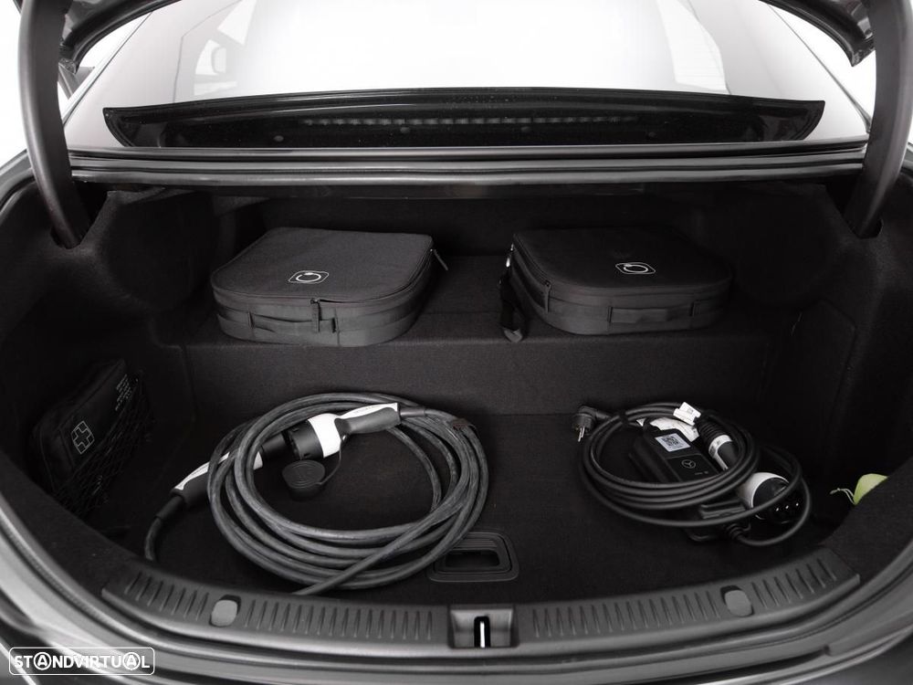 Mercedes-Benz E 300 de 4Matic 9G-TRONIC - 12