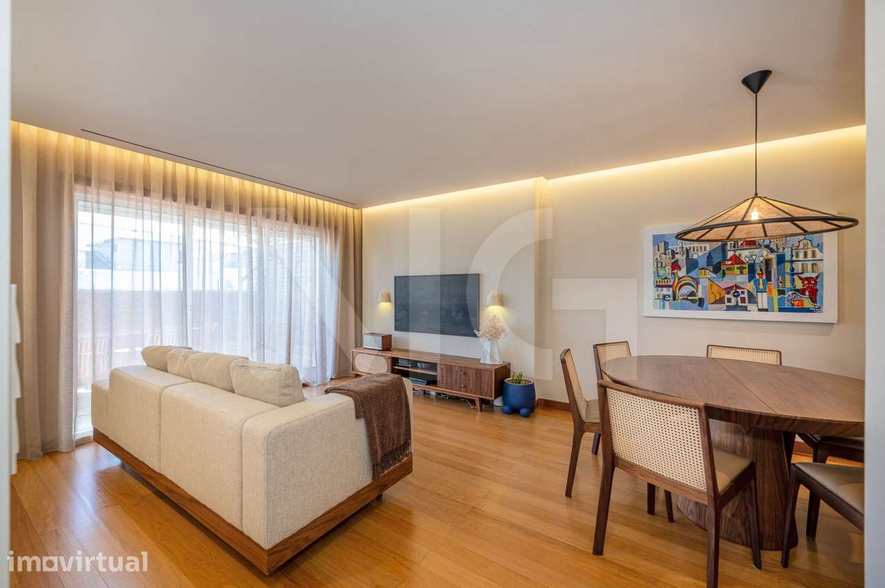 Penthouse T2 Matosinhos em Condomínio fechado com Garagem e Arrumos - Grande imagem: 5/59