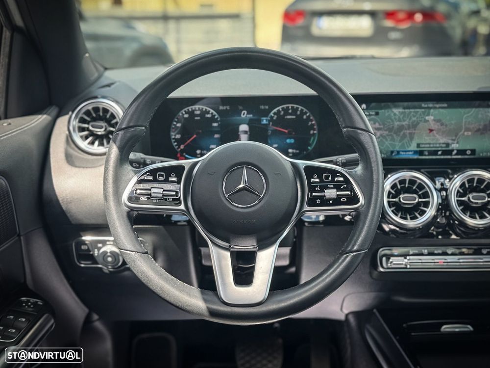 Mercedes-Benz GLA 250 - 8