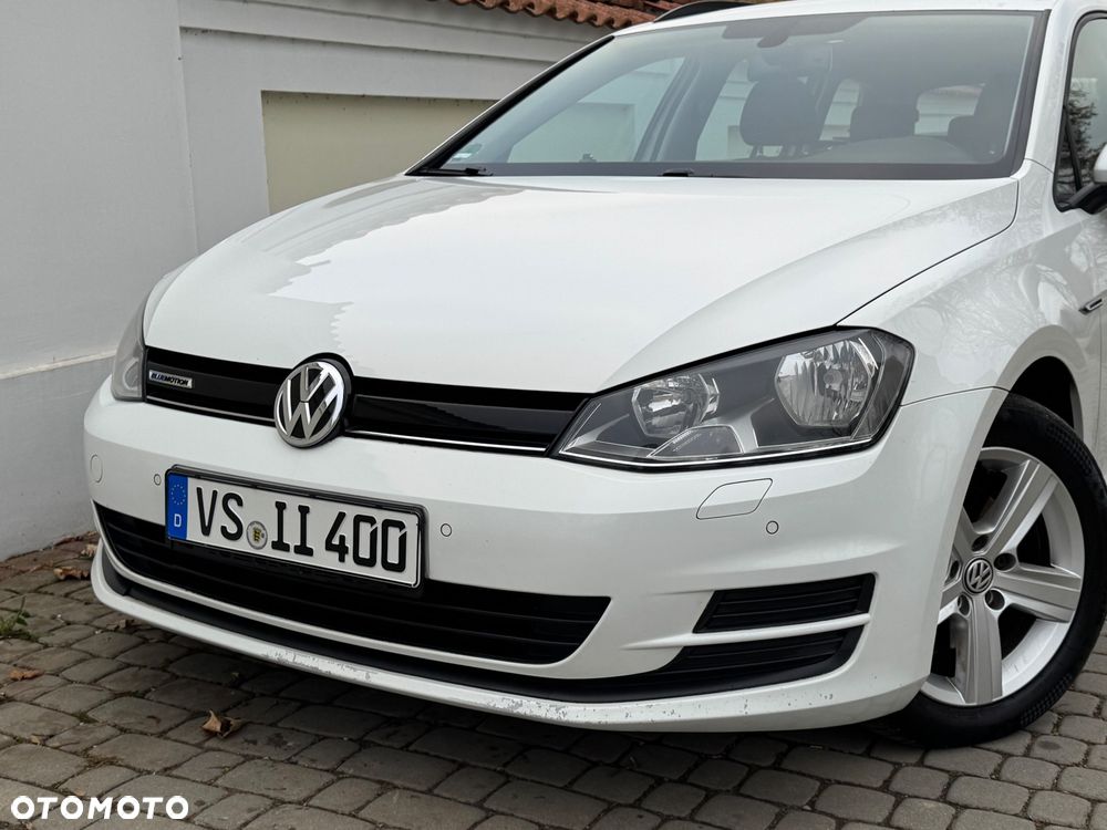 Volkswagen Golf - 33
