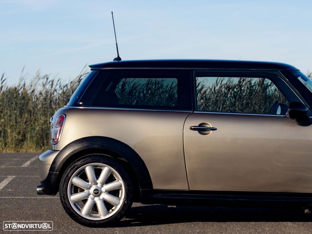 MINI 3 Portas Cooper D - 13