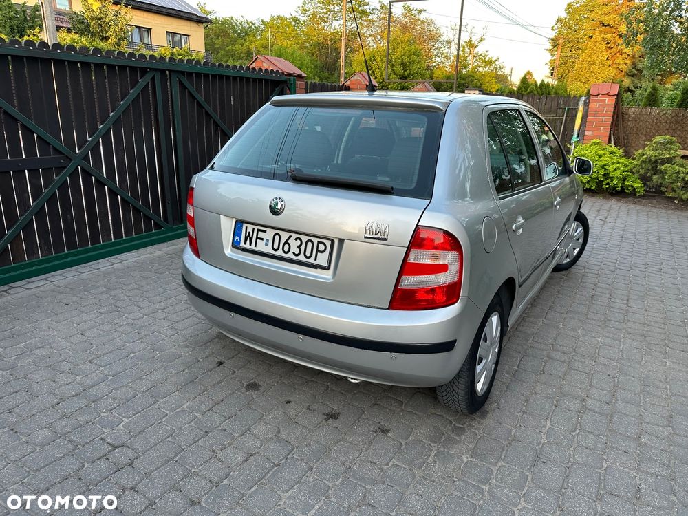 Skoda Fabia - 11