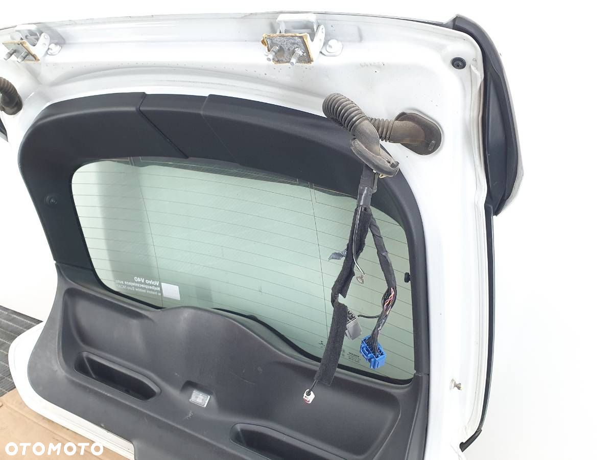 KLAPA TYŁ TYLNA BAGAŻNIKA KOMPLETNA VOLVO V40 II EUROPA 707 - 10