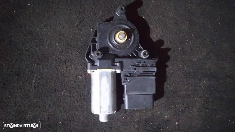 Motor Do Elevador Porta T.D Volkswagen Passat Variant (3B5) - 3