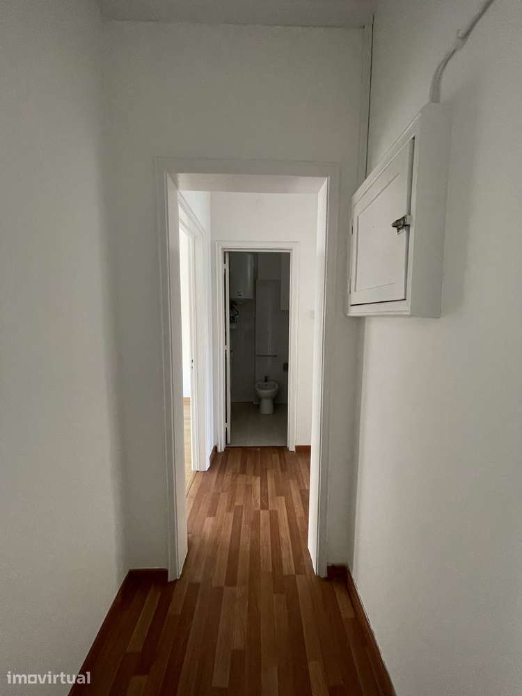 Apartamento T1 remodelado | Alto dos Moinhos - Grande imagem: 3/8