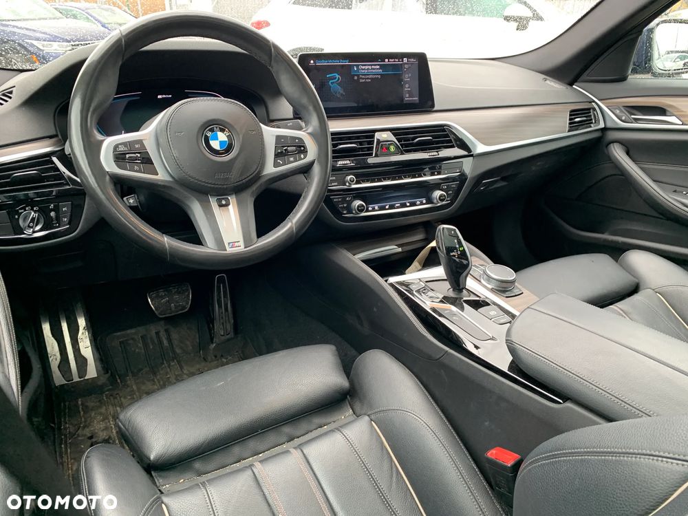 BMW Seria 5 530e iPerformance GPF M Sport sport - 19