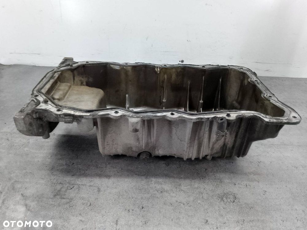 MISKA OLEJOWA KIA CARENS III 2.0 CRDI - 4