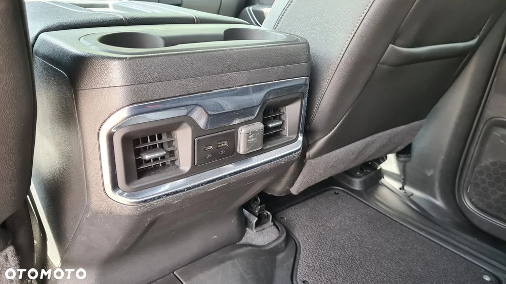GMC Sierra - 17