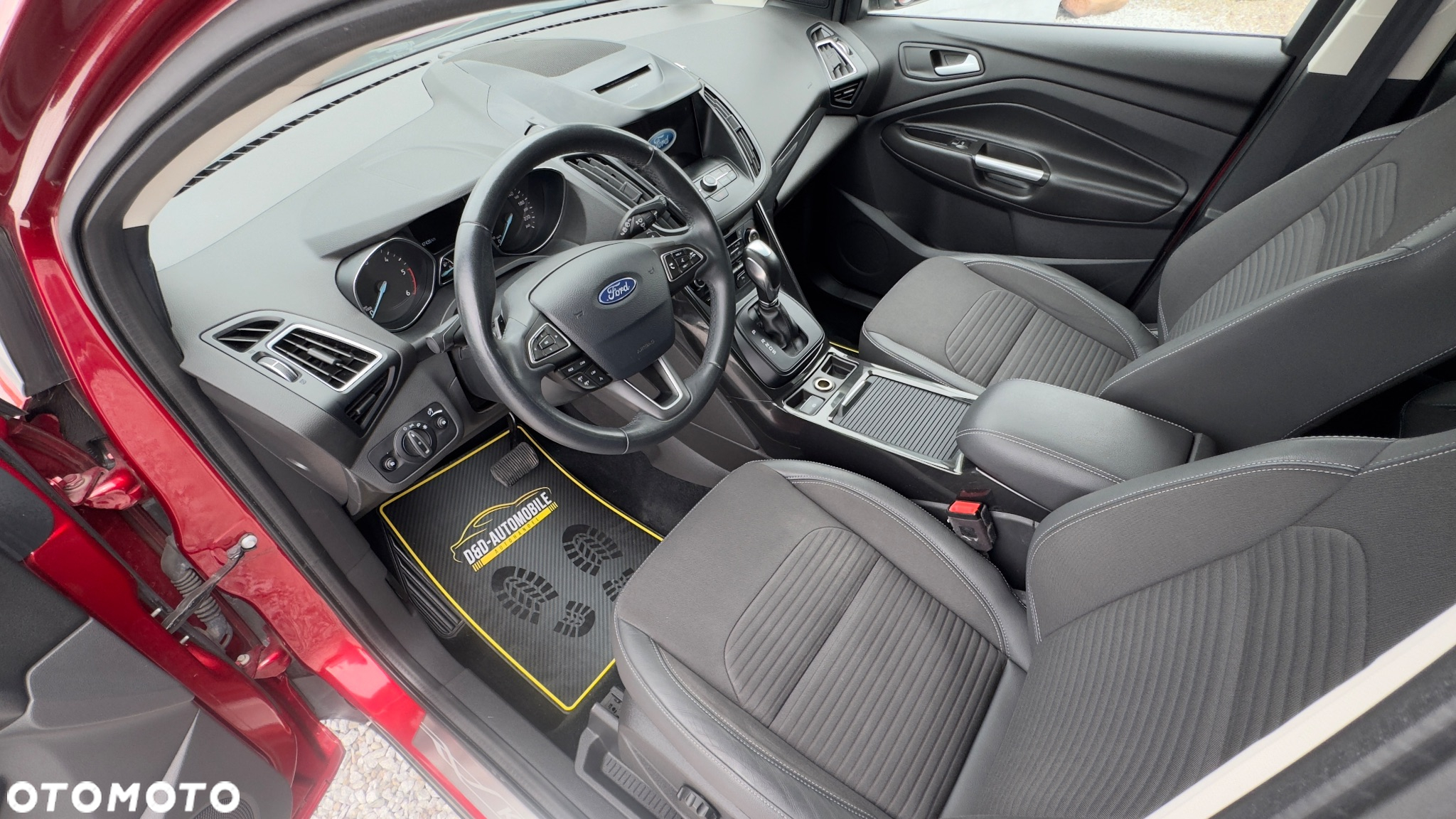 Ford Kuga 2.0 TDCi AWD Titanium - 29