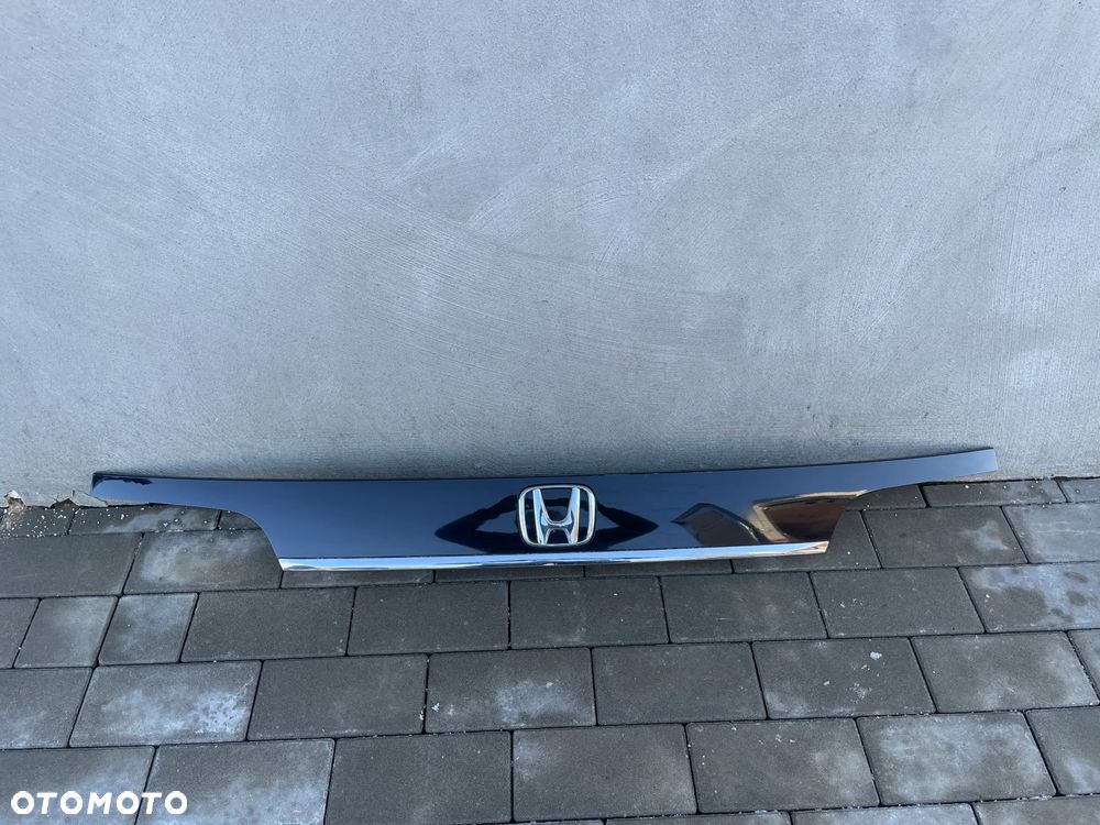 BLENDA, LISTWA KLAPY TYLNEJ HONDA CRV  2012-2015 - 1