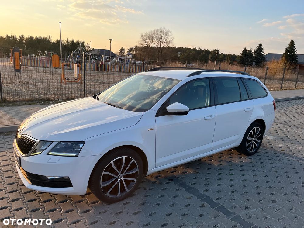 Skoda Octavia 1.6 TDI Style DSG - 2