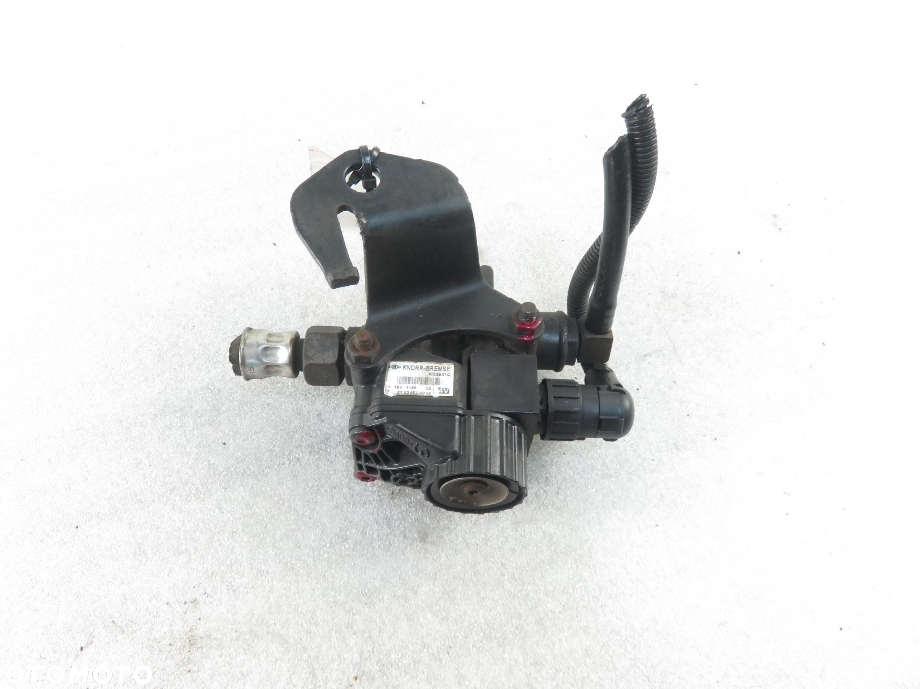 ZAWÓR MODULATOR EBS MAN TGX I 81524526039 - 4