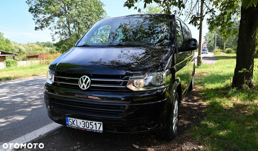 Volkswagen Multivan - 10