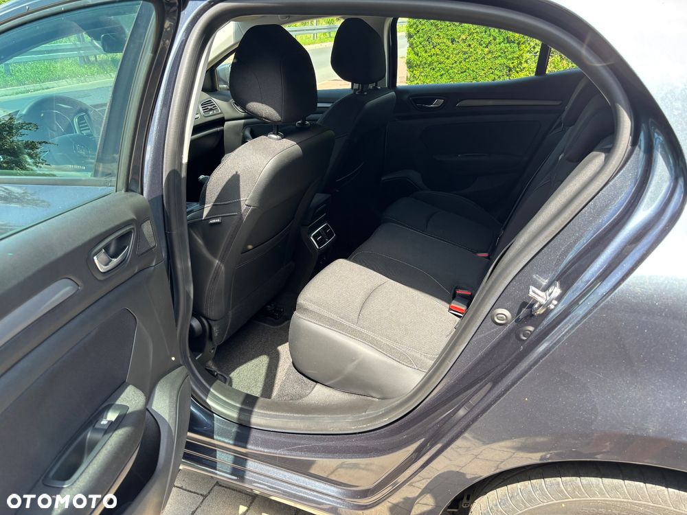 Renault Megane 1.0 TCe Zen - 10