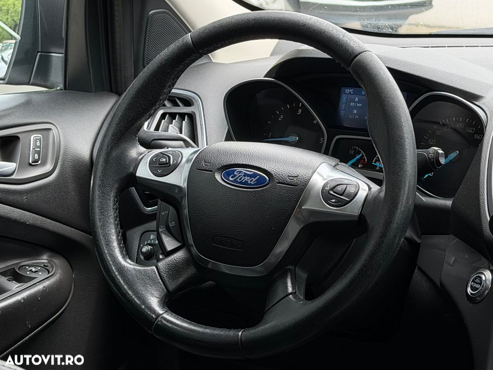 Ford Kuga 2.0 TDCi 2x4 Trend - 6