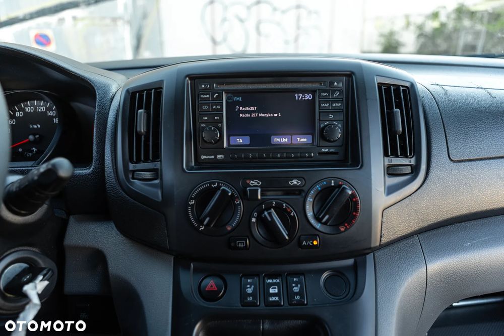 Nissan NV200 - 27