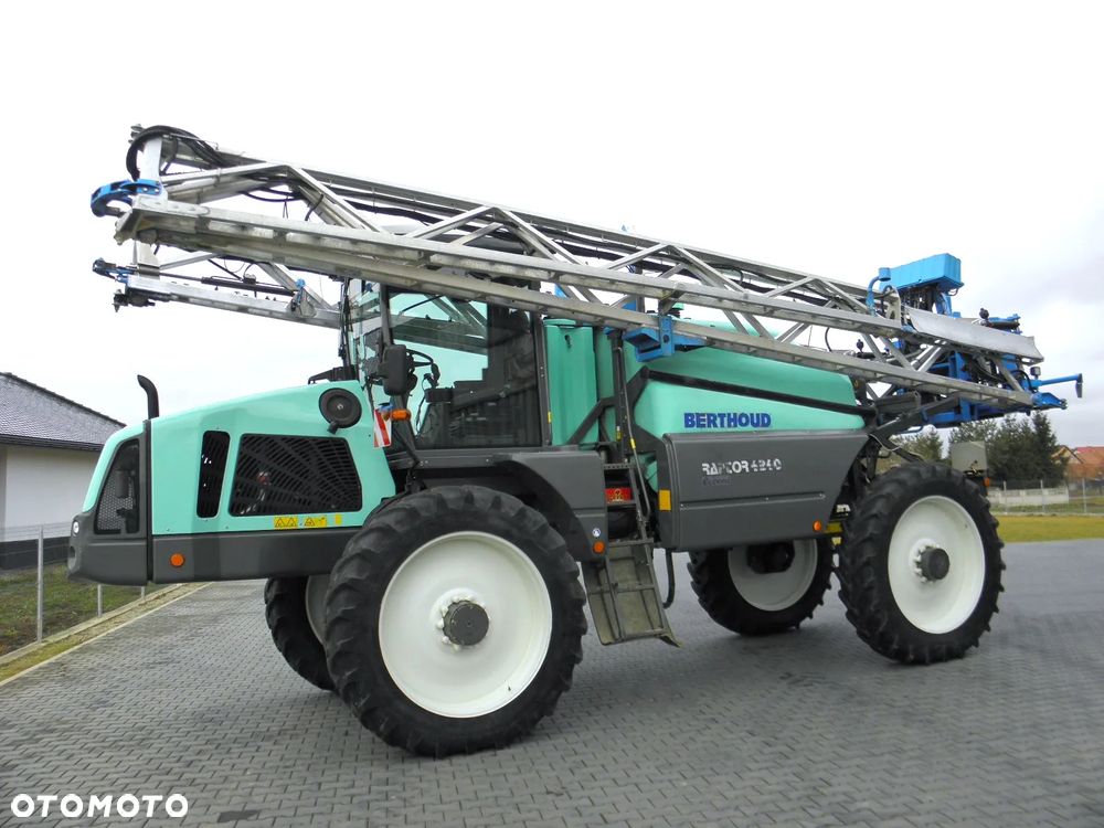 Berthoud Raptor 4240 36 M, GPS Trimble Automatyczne wylaczanie sekcji, Nie Malowany, Stan Bardzo Dobry - 3