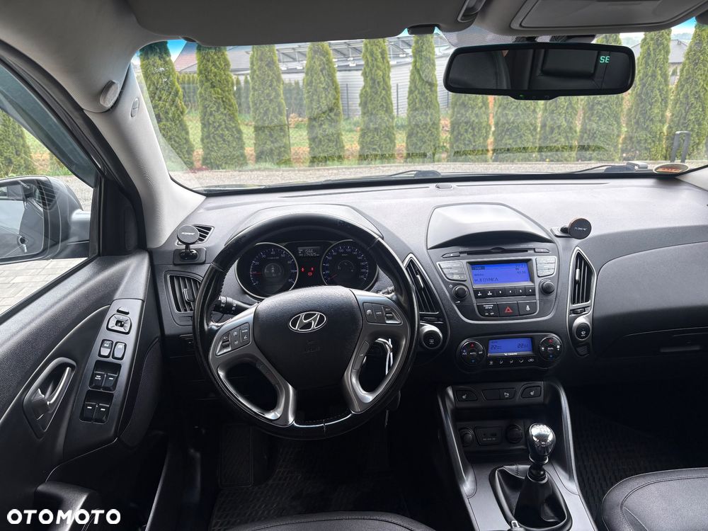 Hyundai ix35 2.0 4WD Trend - 18