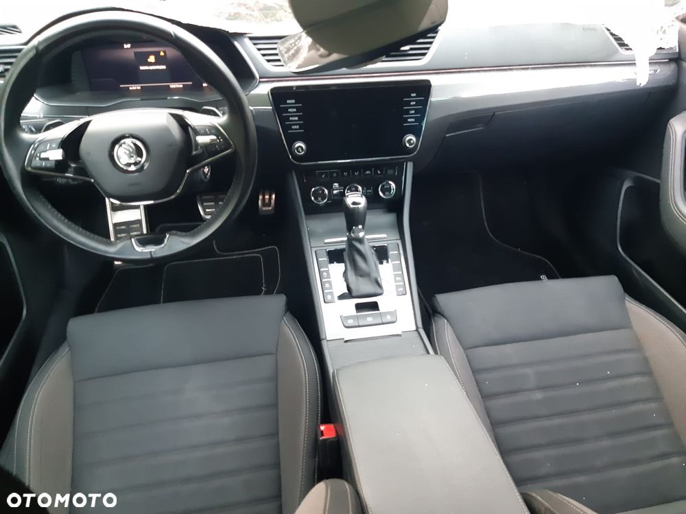 Skoda Superb 2.0 TDI SCR 4x4 Scout DSG - 15
