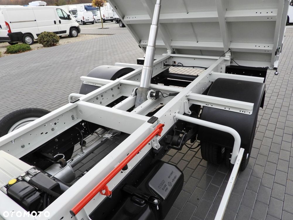 Iveco DAILY 35C14 WYWROTKA TEMPOMAT BLIŹNIACZE KOŁA KLIMATYZACJA  140KM - 21