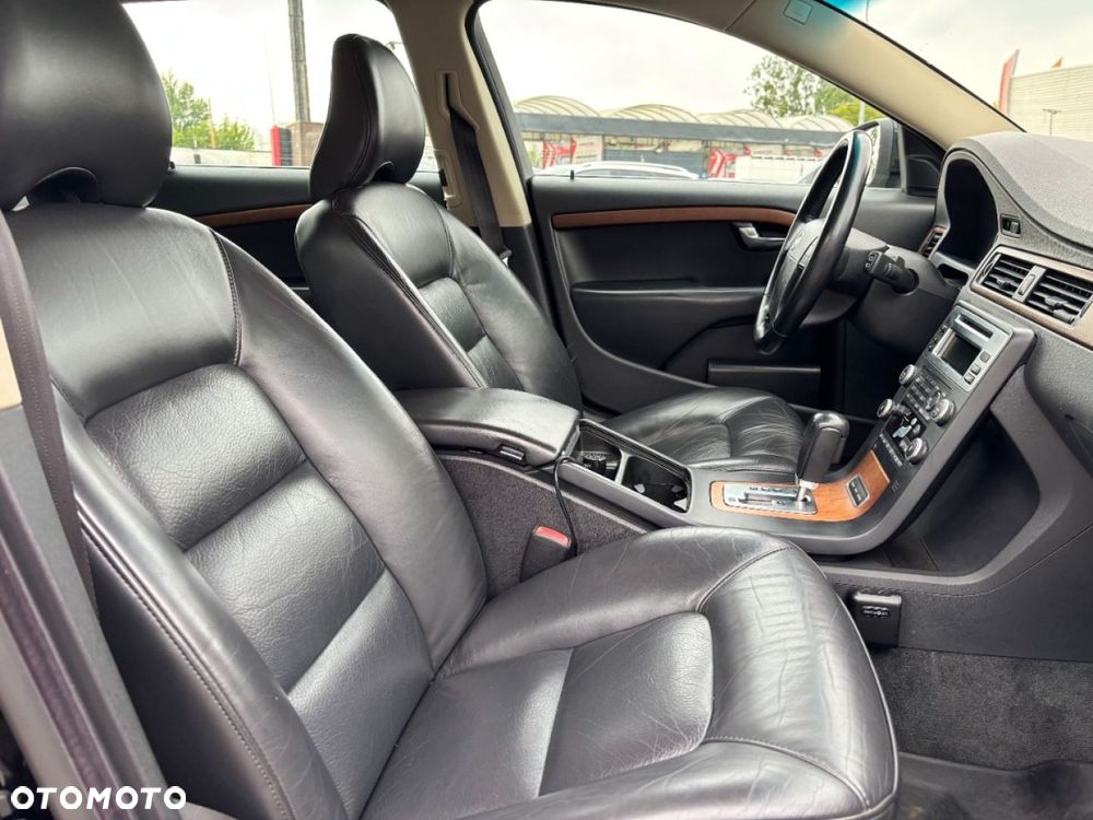 Volvo V70 - 9