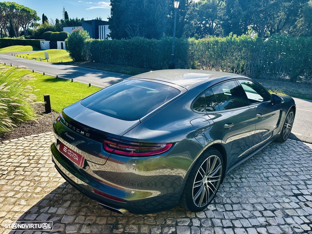 Porsche Panamera 4 Edition 10 Anos - 10