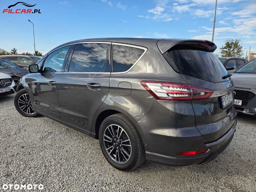 Ford S-Max - 28