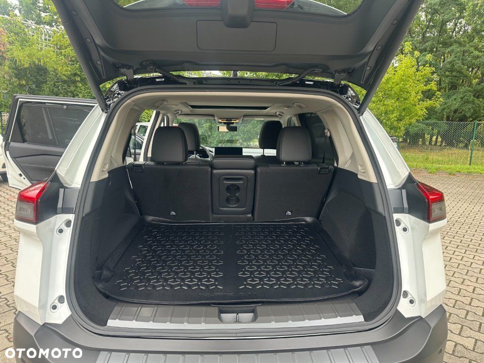 Nissan X-Trail - 10
