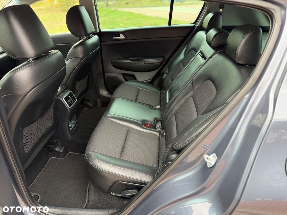 Kia Sportage 1.6 GDI L Business Line Plus 2WD - 18