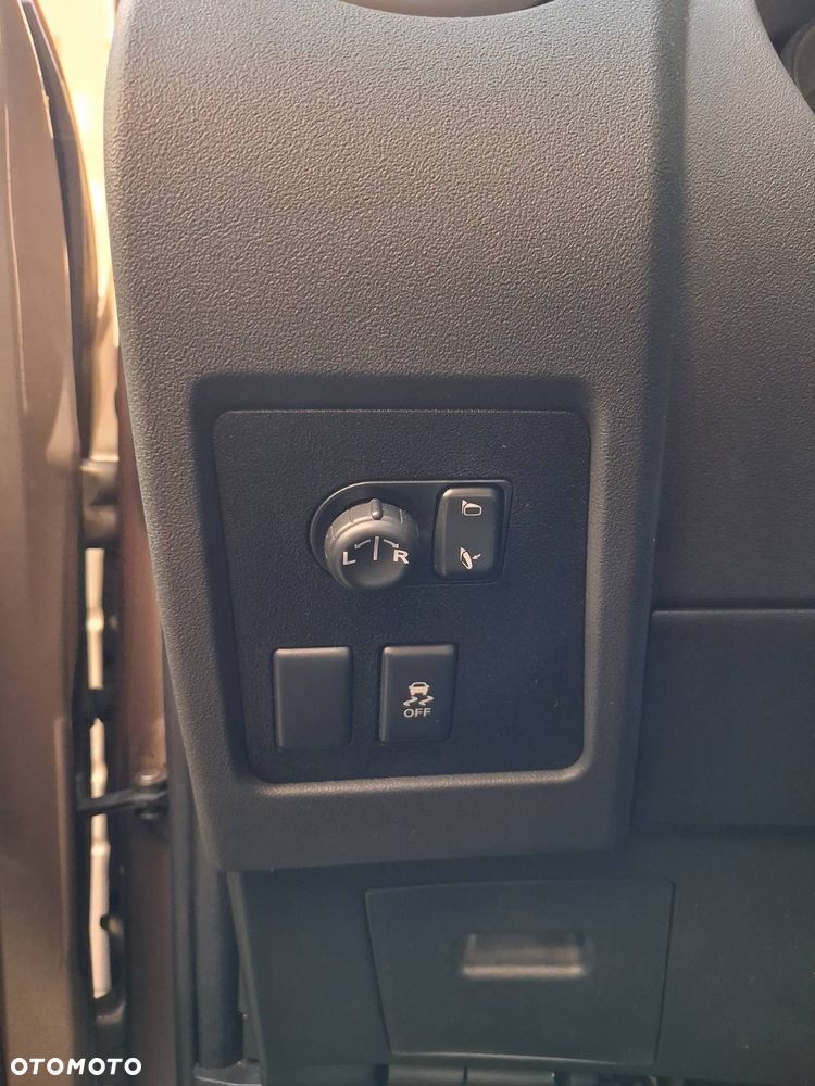 Nissan Qashqai+2 - 11