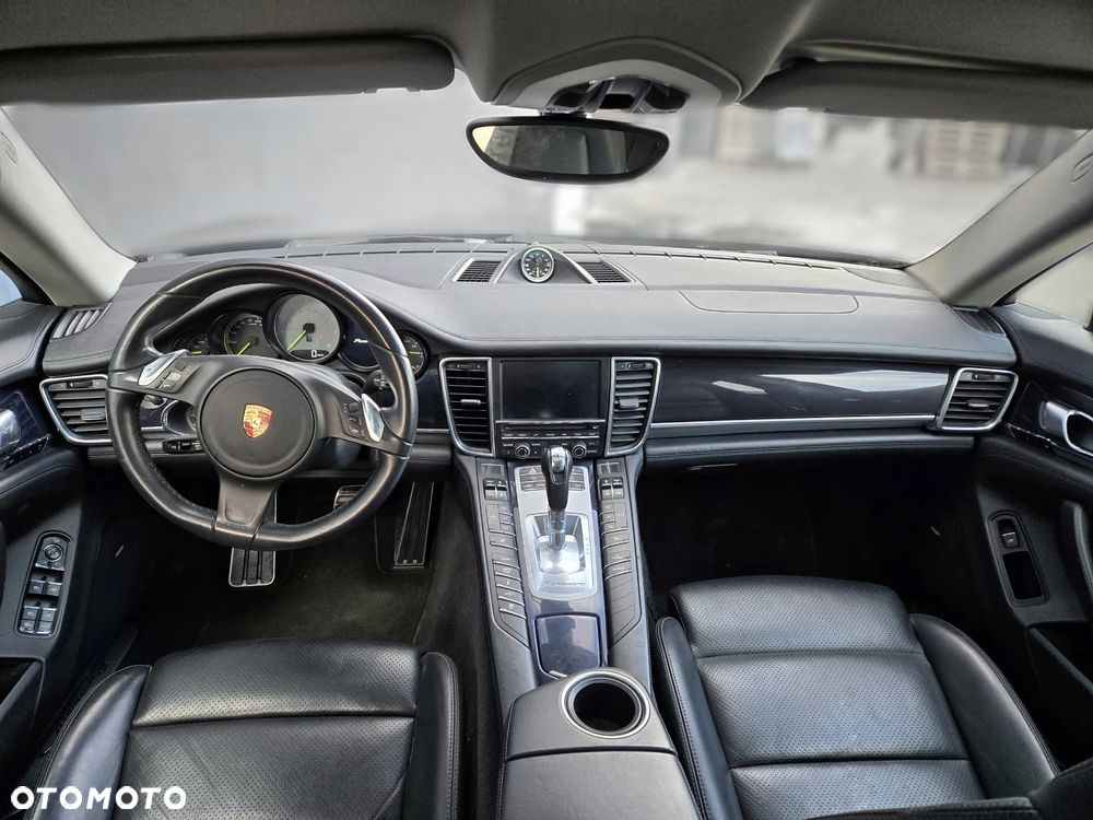 Porsche Panamera S - 5