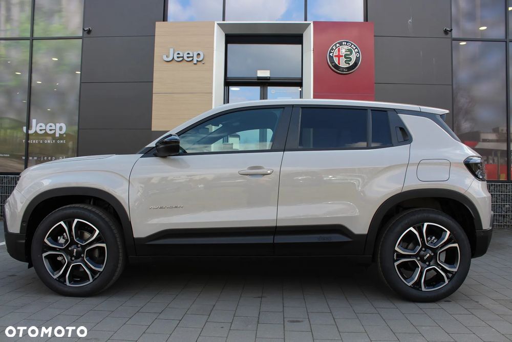 Jeep Avenger 1.2 T3 mHEV Summit FWD eDCT6 - 7