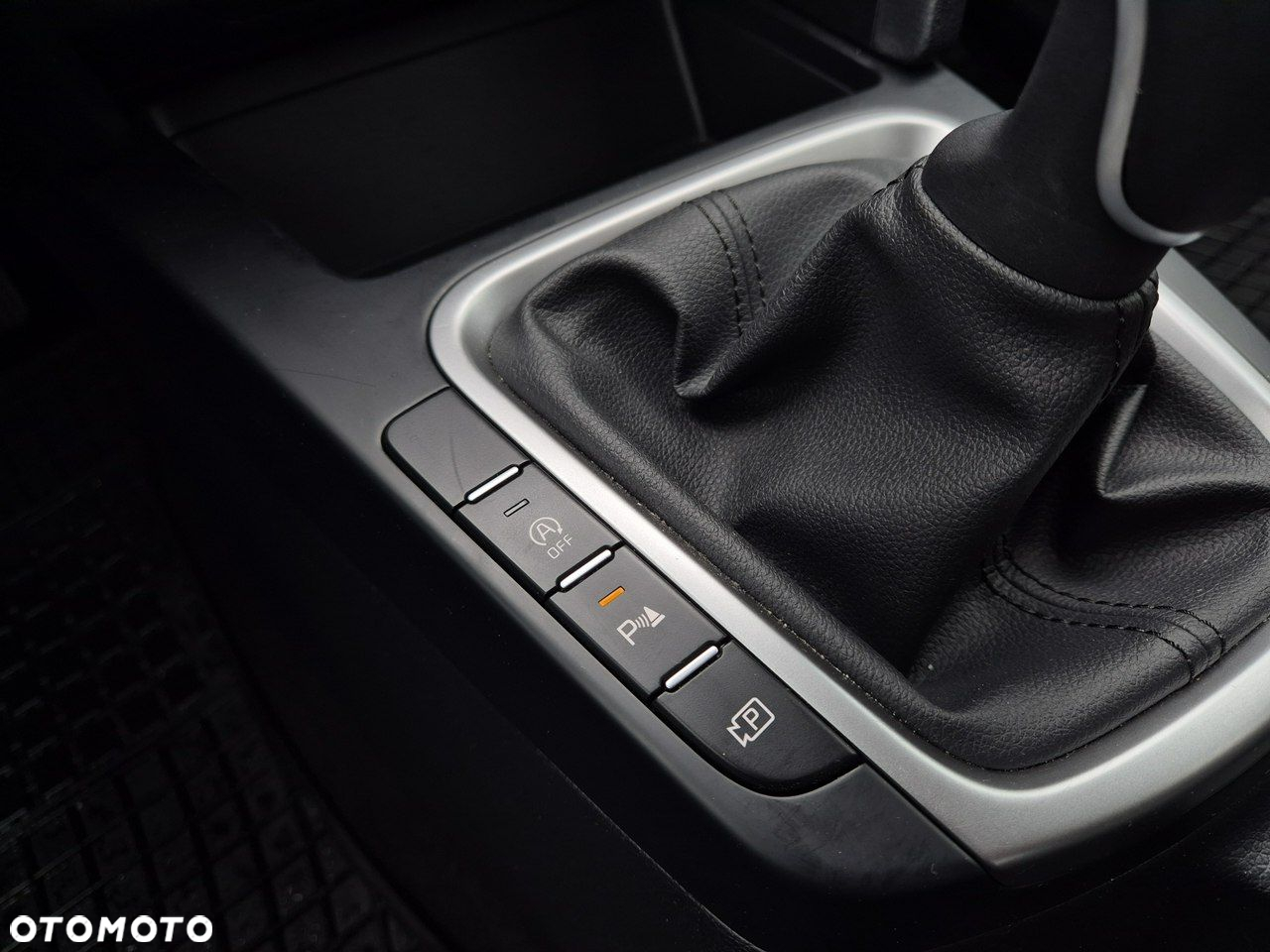 Kia XCeed - 29