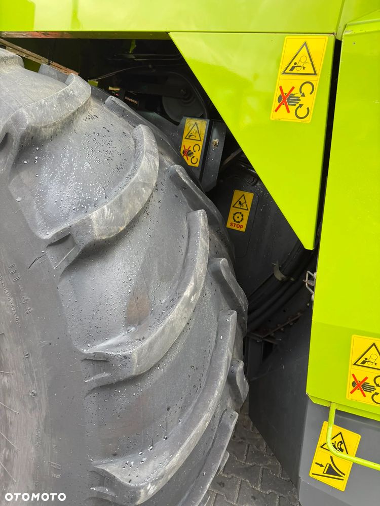 Claas MEDION 340 330  MEGA 350 320 - 20