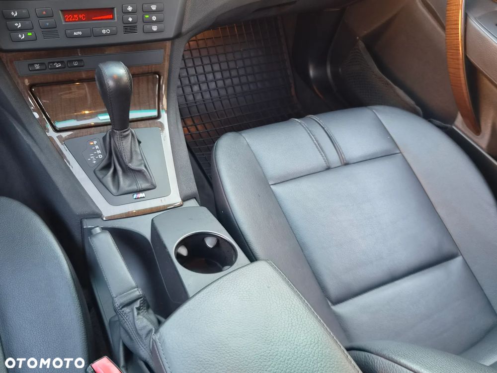 BMW X3 - 22