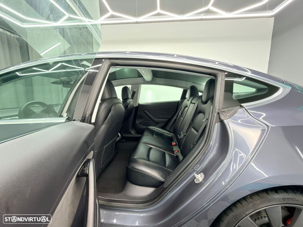 Tesla Model 3 Long Range AWD Dual Motor Performance - 9