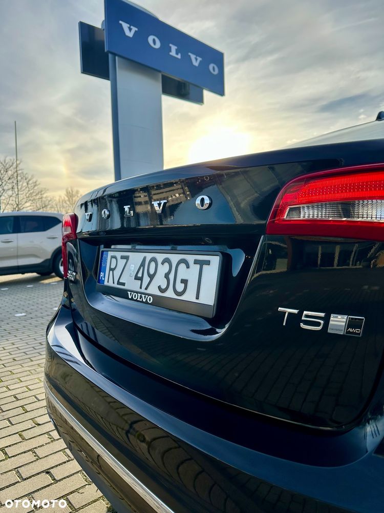 Volvo S60 T5 AWD Geartronic - 8