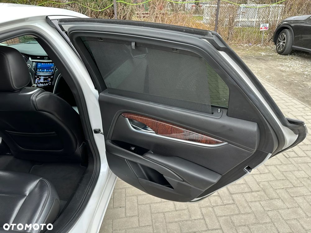 Cadillac XTS - 26