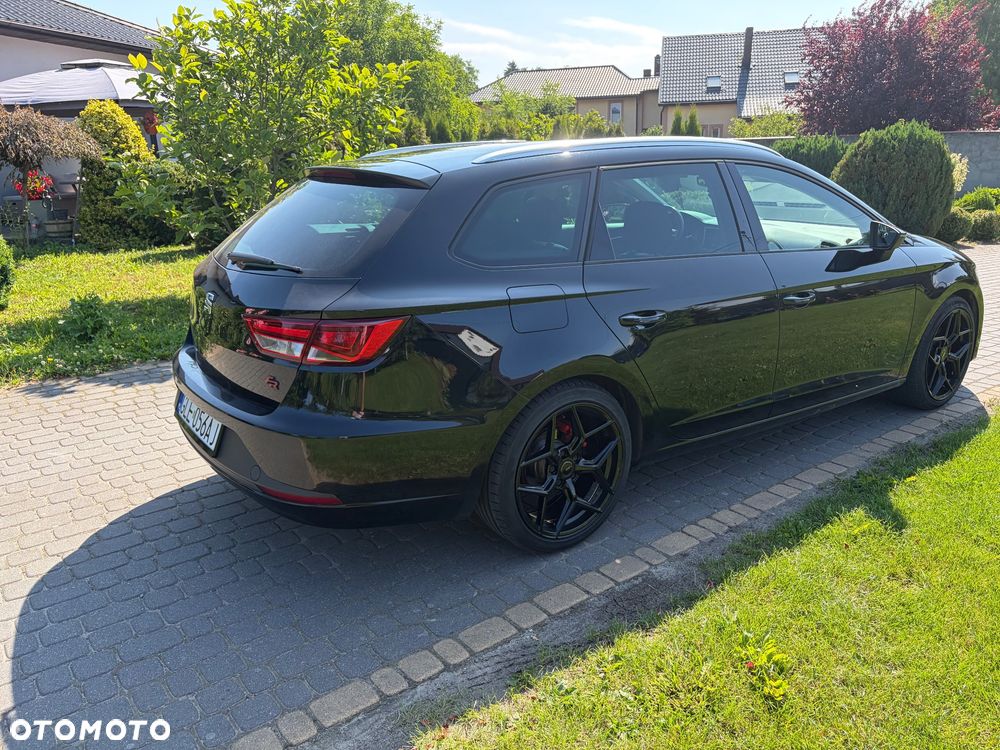 Seat Leon 2.0 TDI FR Black S&S DSG - 6