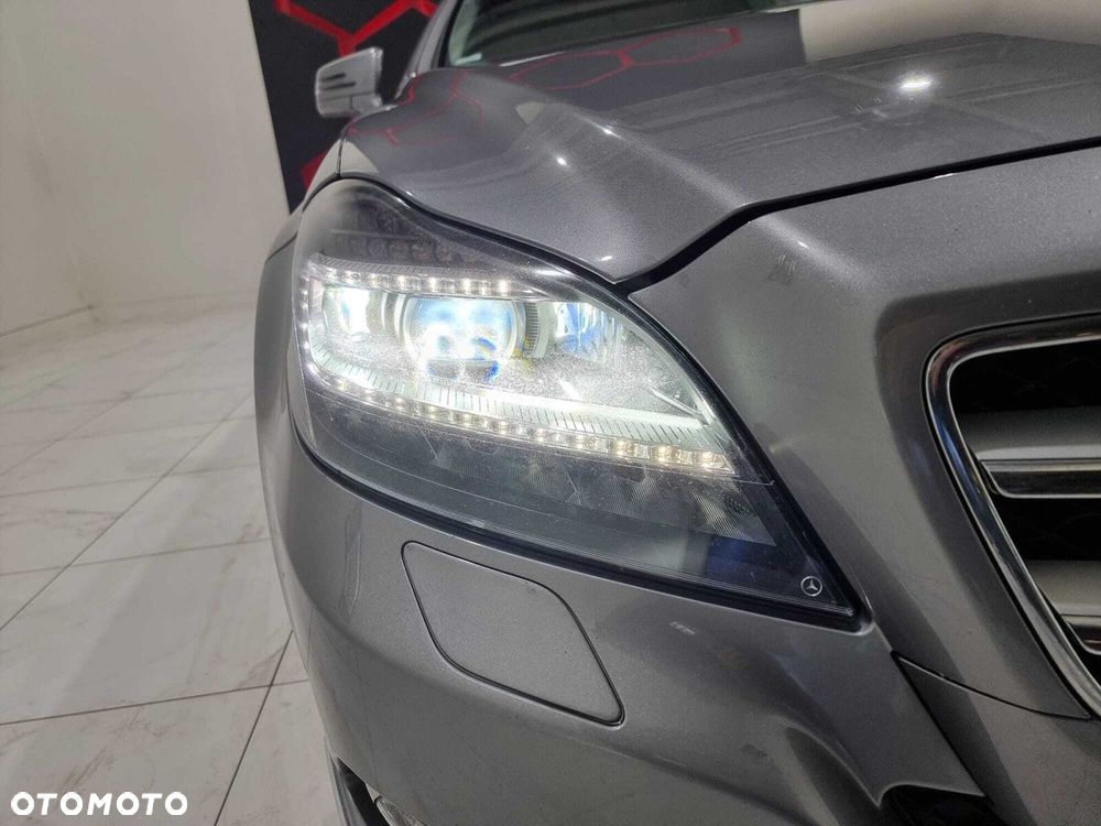 Mercedes-Benz CLS - 17