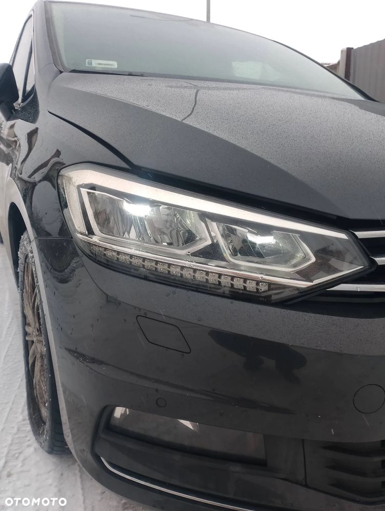 Volkswagen Touran 1.4 TSI BMT Comfortline DSG - 5