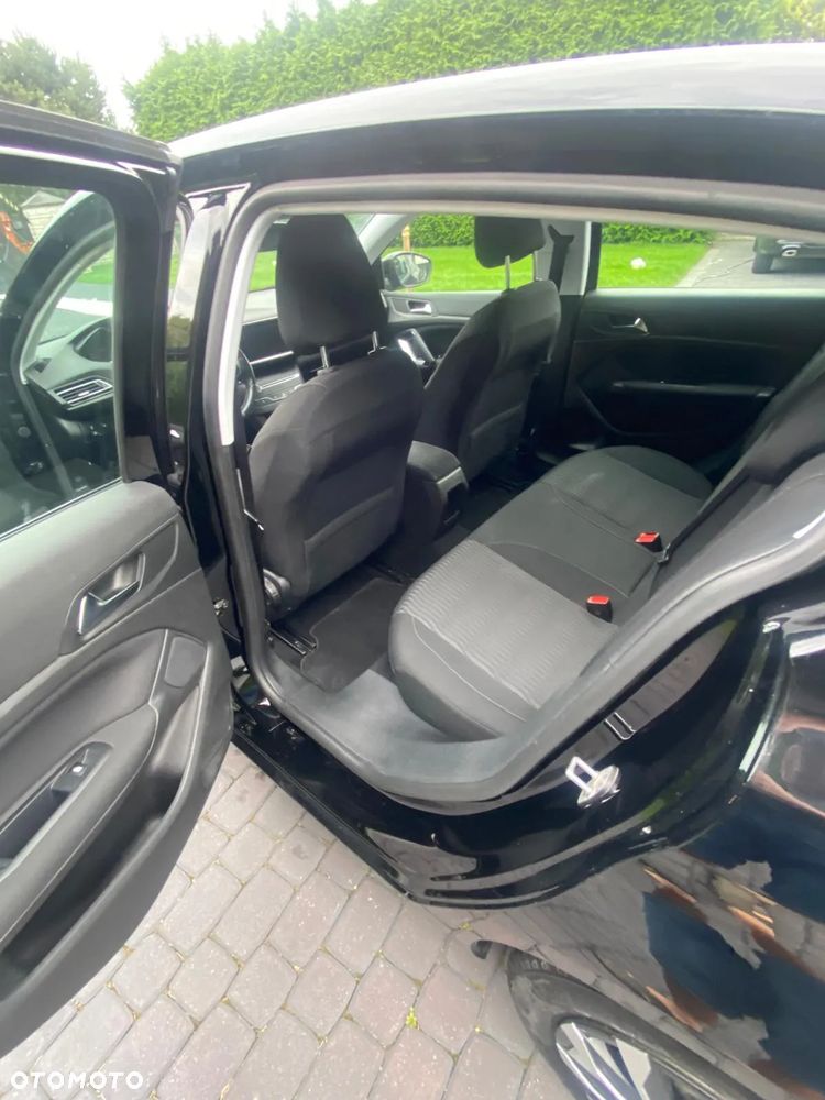 Peugeot 308 1.2 PureTech Access EU6 - 8