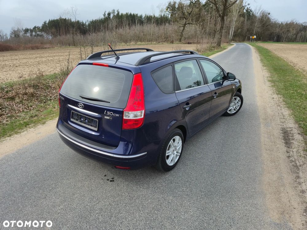 Hyundai i30 i30cw 1.4 Edition Plus - 27