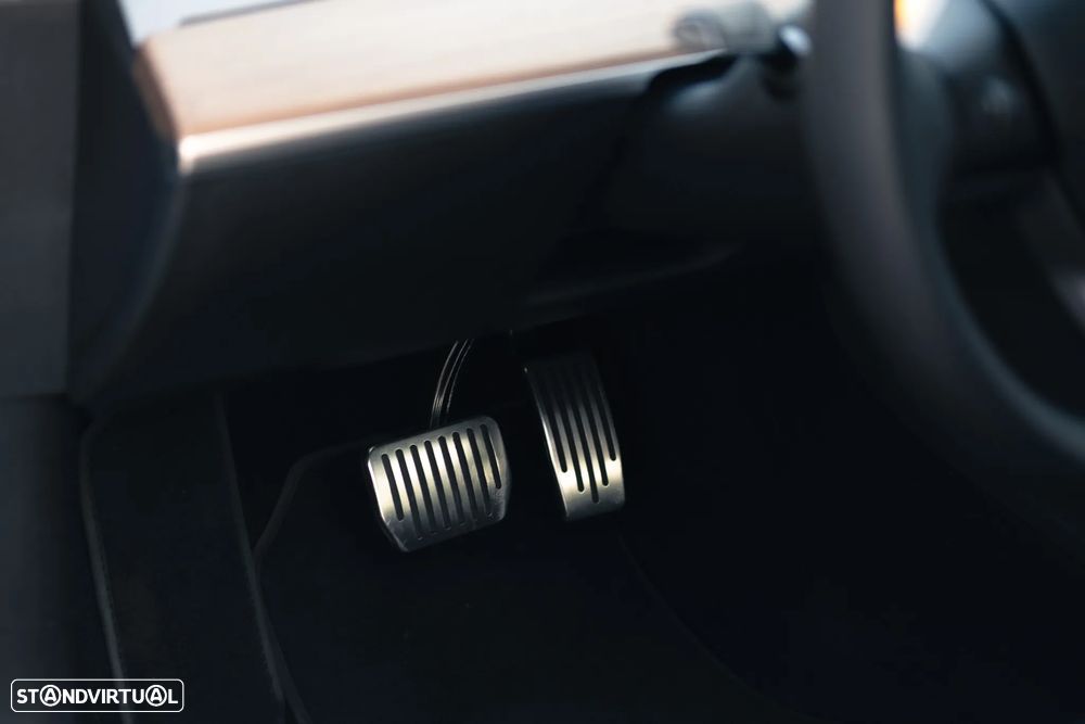Tesla Model 3 Long Range Tração Integral - 28