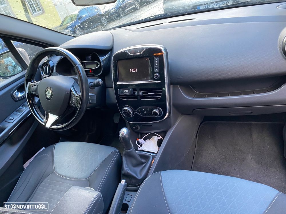 Renault Clio 1.5 dCi Luxe - 4