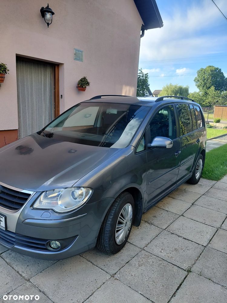 Volkswagen Touran - 7