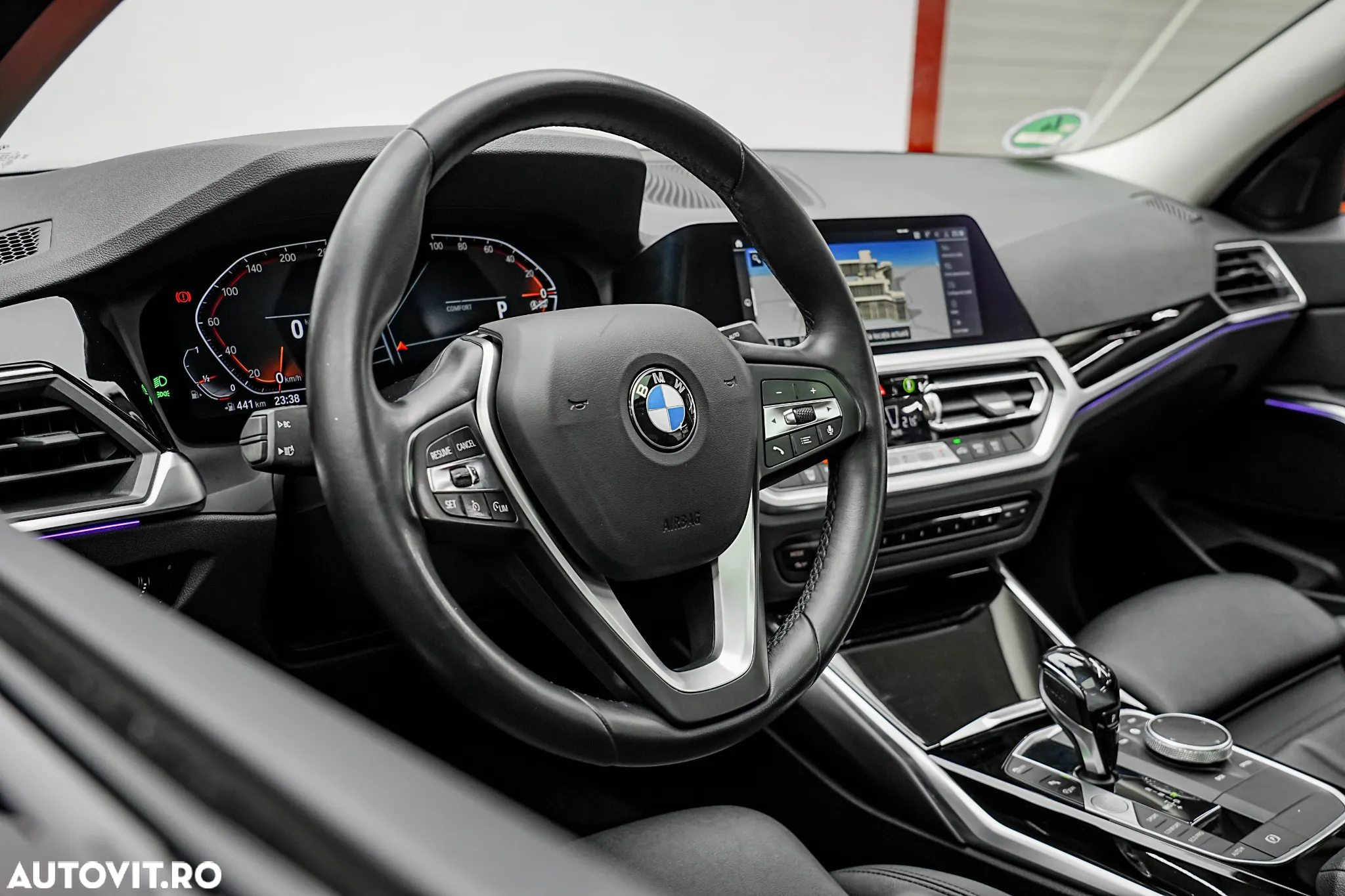 BMW Seria 3 318i Aut. Sport Line - 14